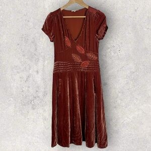 Essentiel Antwerp Ribbed Velvet Floral‎ Embroidery Sequin Maxi Dress Size 38 or6